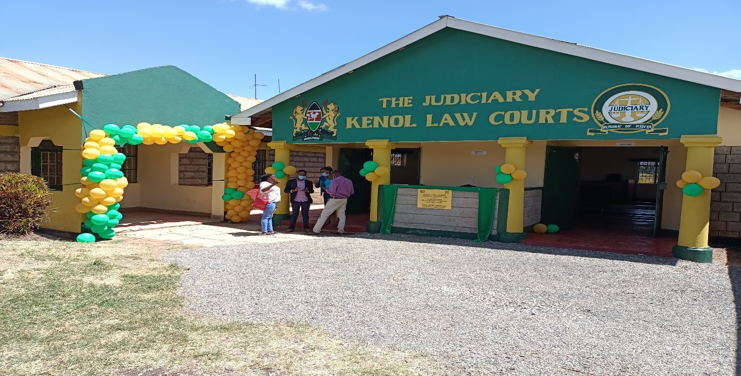 Handing over of new kenol law courts to judiciary.